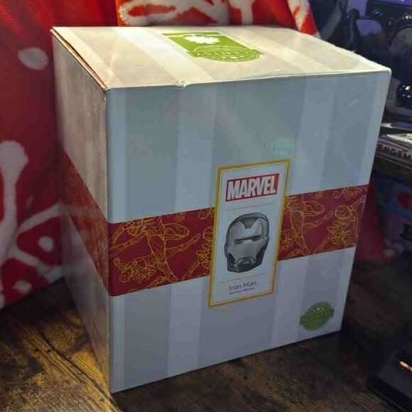 Scentsy Marvel Ironman Warmer - See Pics! Offers welcome! - Picture 2 of 9